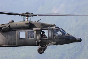 Lądowanie helikoptera na naszym boisku